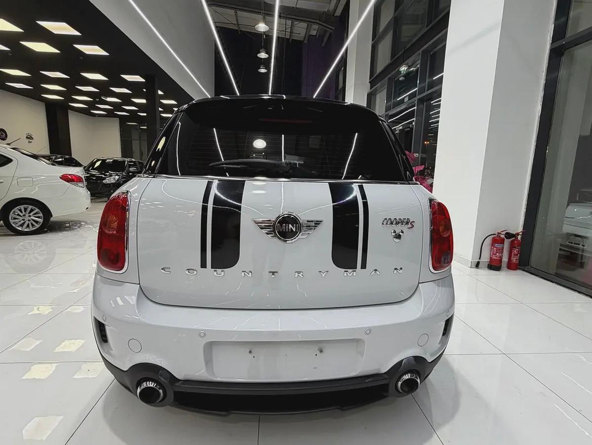 Mini Cooper 4 door S-Line-4-4