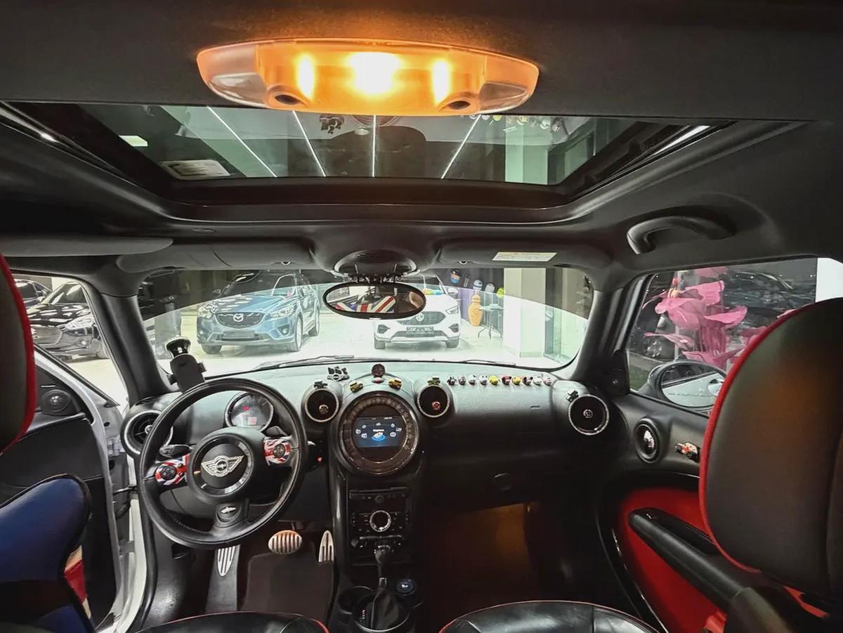 Mini Cooper 4 door S-Line-7-7