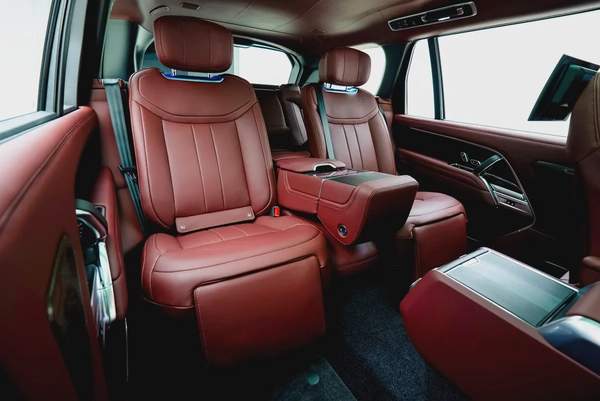 2025 RANGE ROVER P530 AUTOBIOGRAPHY LWB | MAIN DEALER WARRANTY 5 YEARS