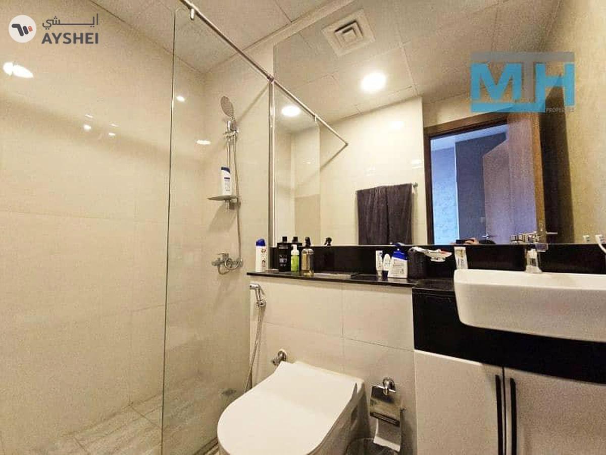 Millennium Binghatti Residences, Business Bay, Dubai-12-12