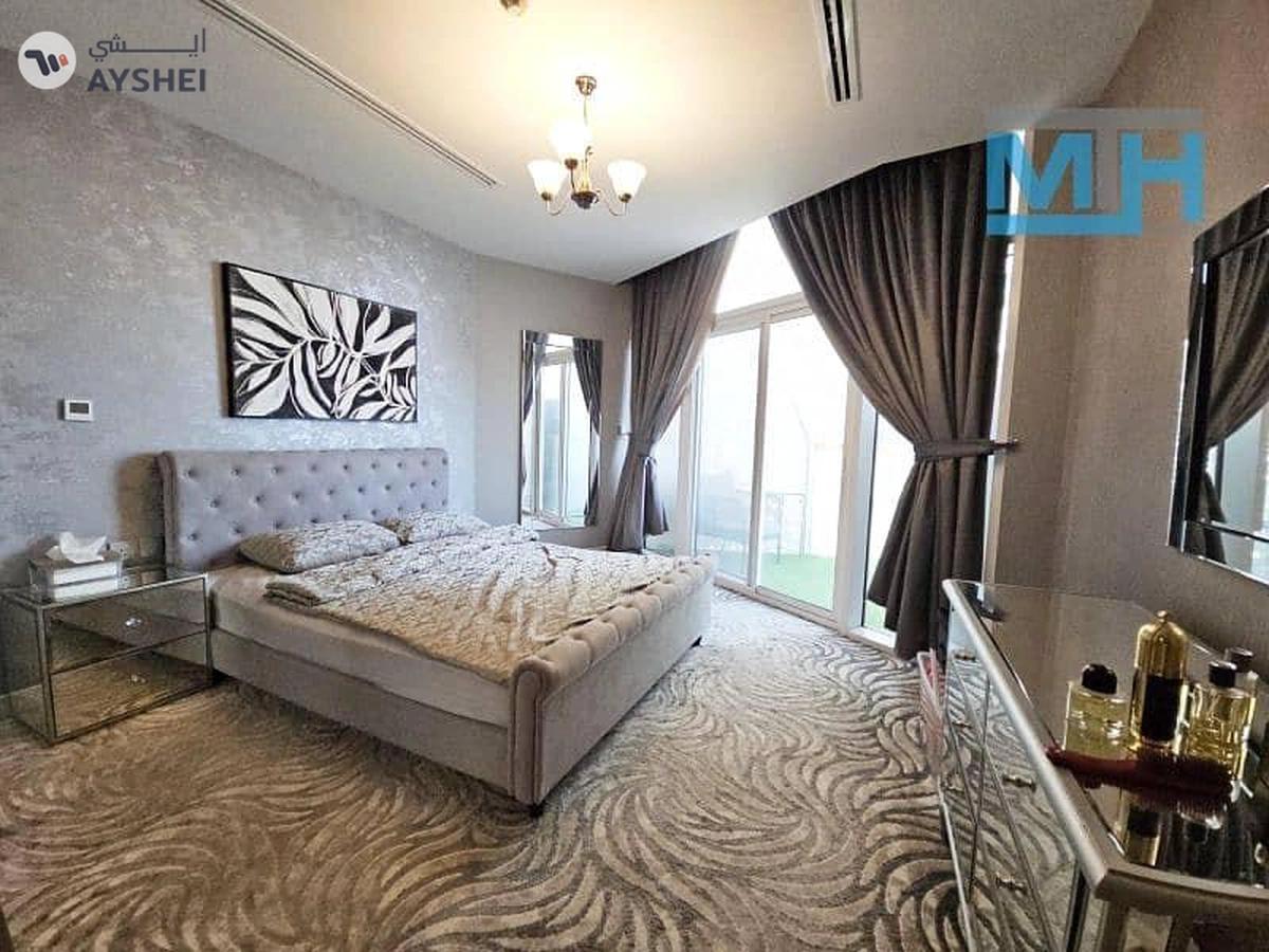 Millennium Binghatti Residences, Business Bay, Dubai-14-14