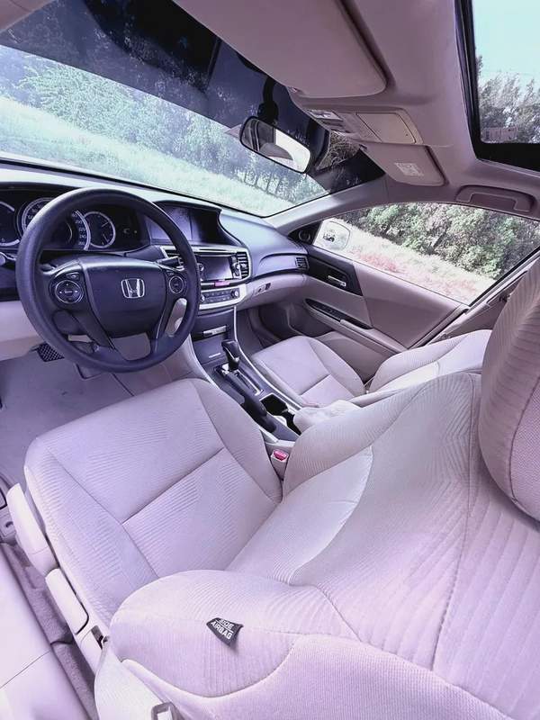 هوندا اكورد موديل 2014 خليجي بحالة ممتازة