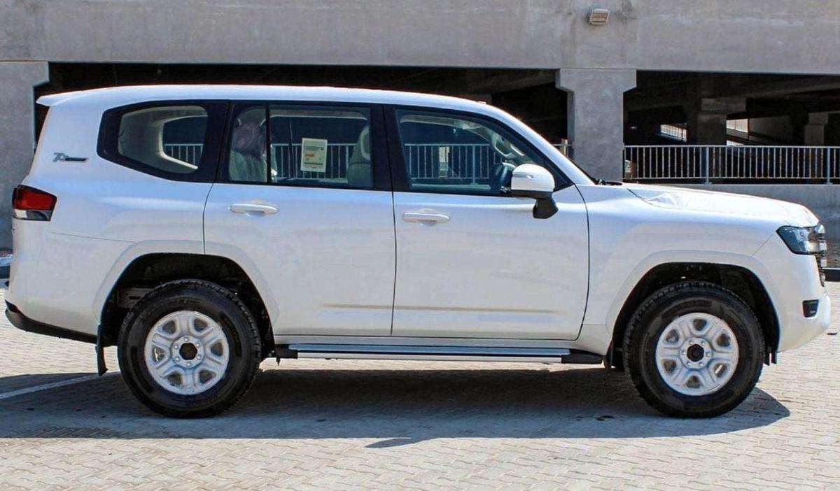 Toyota Land Cruiser LAND CRUISER GXR 3.3L DIESEL 2024-6-6