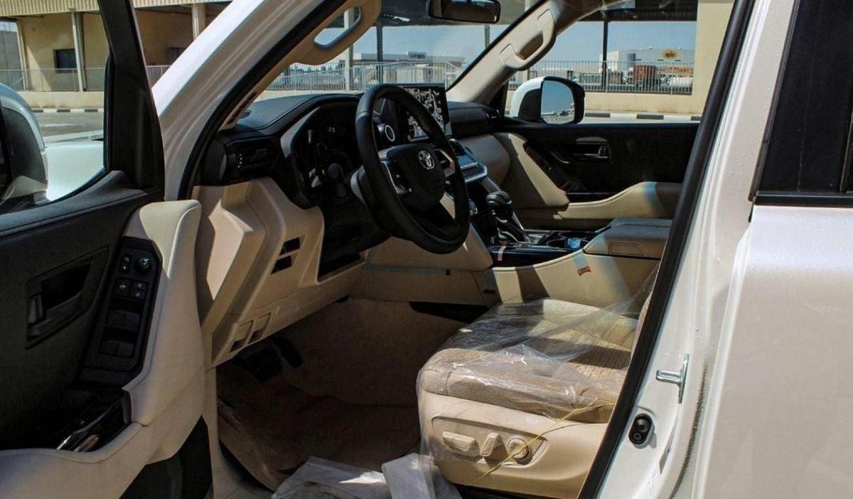 Toyota Land Cruiser LAND CRUISER GXR 3.3L DIESEL 2024-11-11