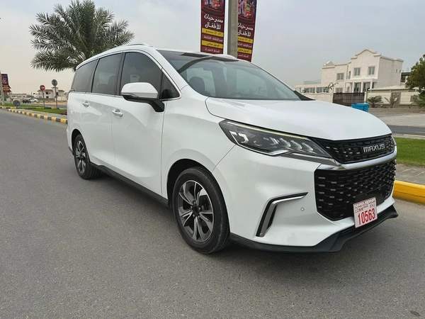 Maxus G50 2022 GCC full option panoramic sunroof Leather seat seven seater