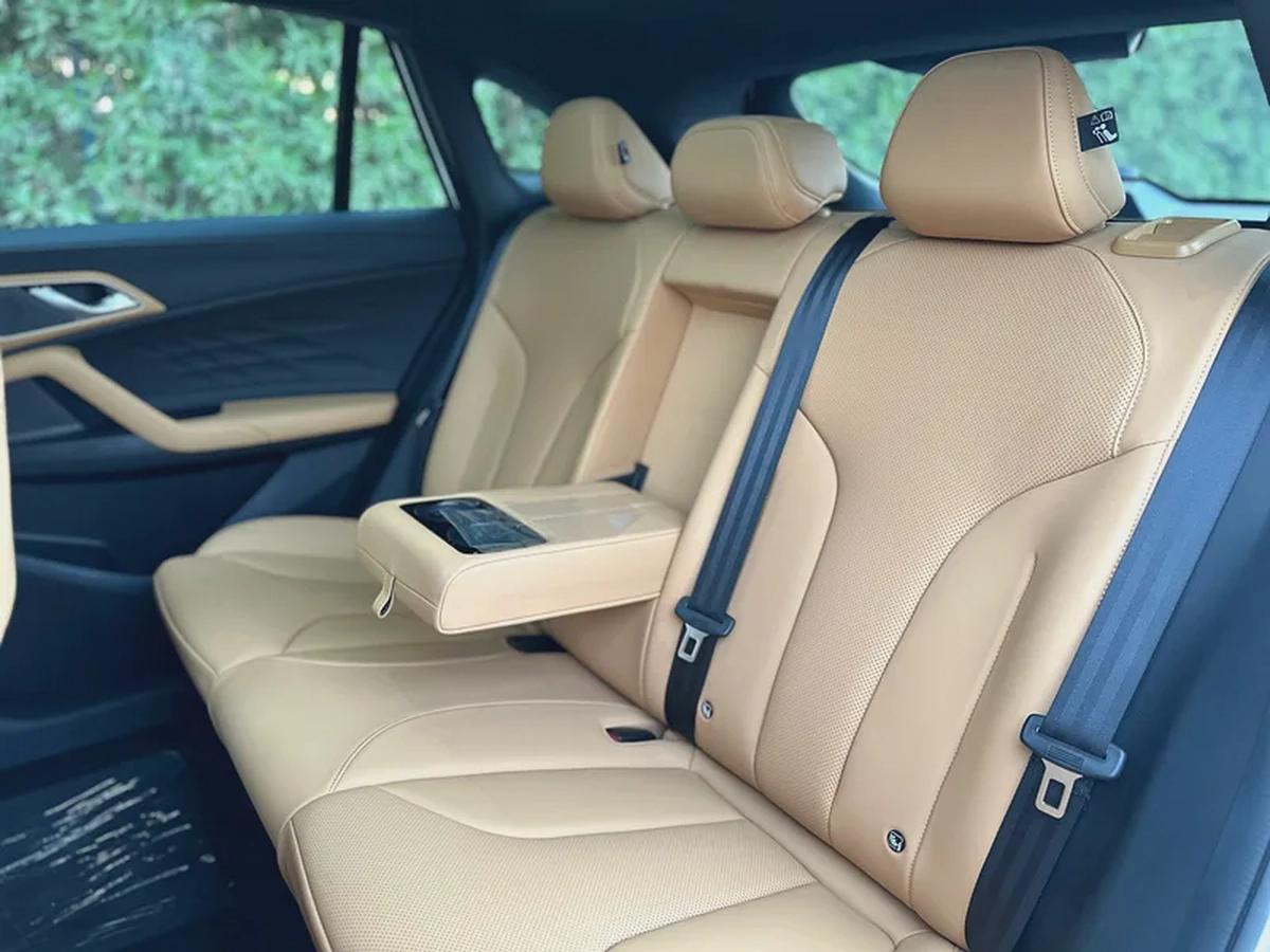MG l HS LUXURY 2025 GCC I FULL OPTION-16-16