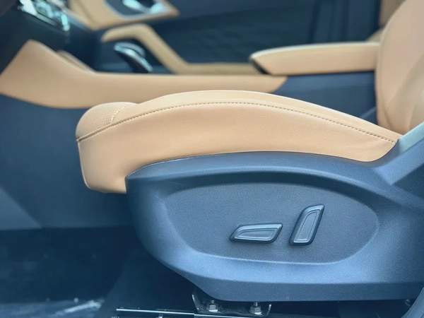 MG l HS LUXURY 2025 GCC I FULL OPTION