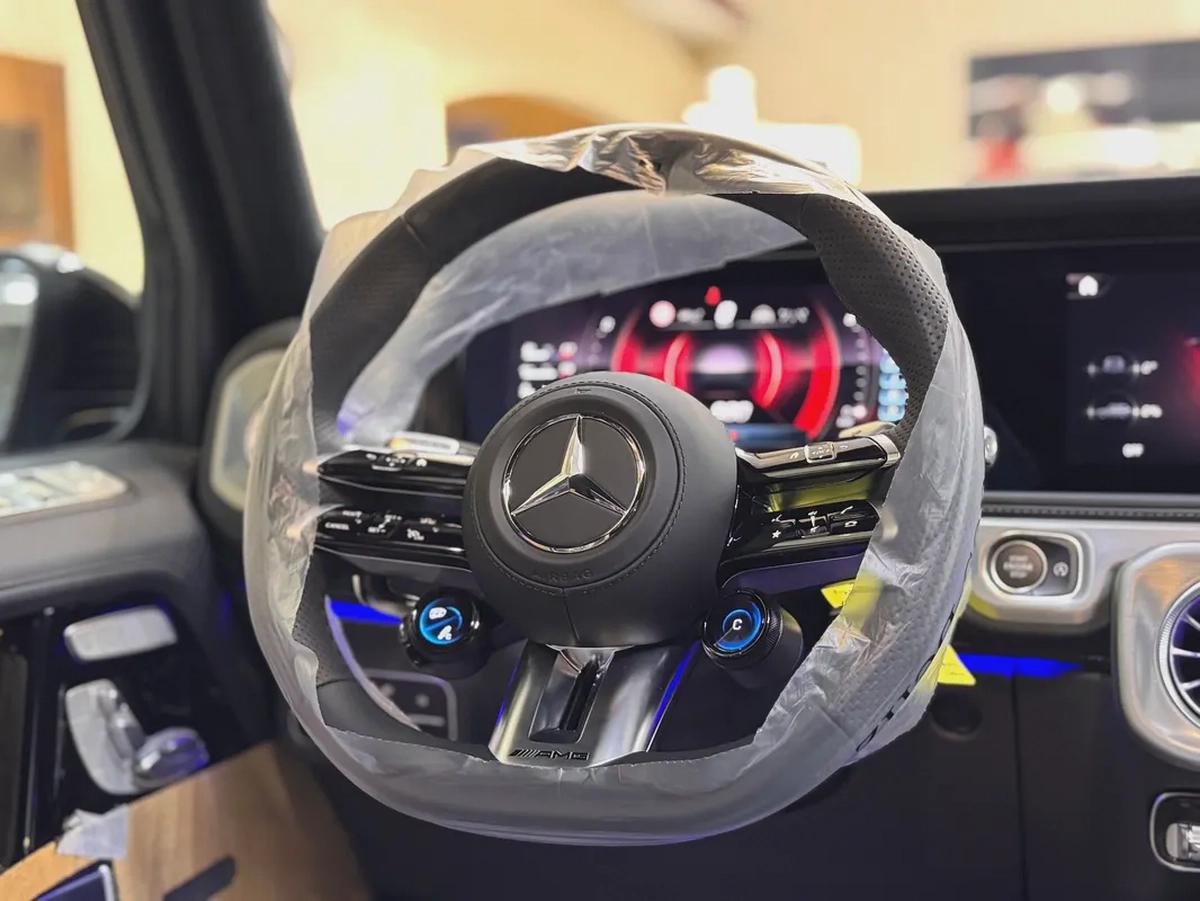 G63 AMG / 5 YEARS WARRANTY / FULL OPTION-14-14