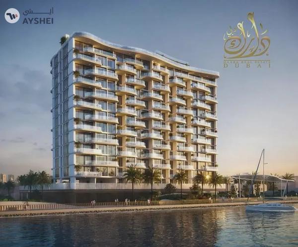 Stylish Living in a Waterfront Destination