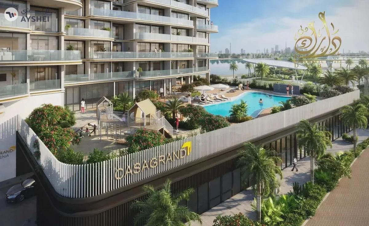 Stylish Living in a Waterfront Destination-5-5