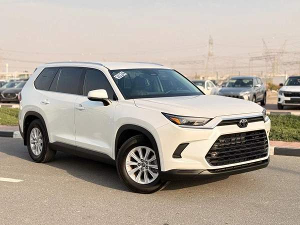 Toyota Grand Highlander XLE 2.4L 2024 model
