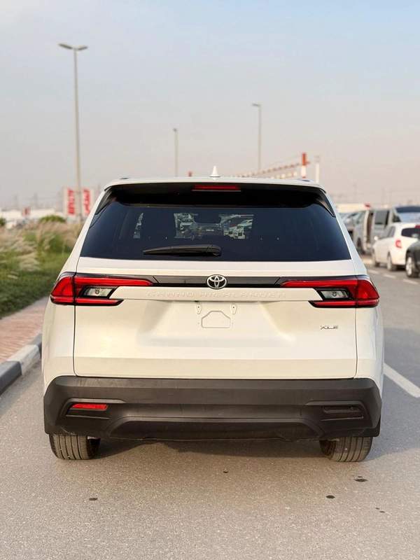 Toyota Grand Highlander XLE 2.4L 2024 model