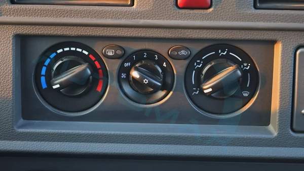 ( Only For Export ) 2025 CMC D260 Panel Van 2.4L RWD GCC BRAND NEW