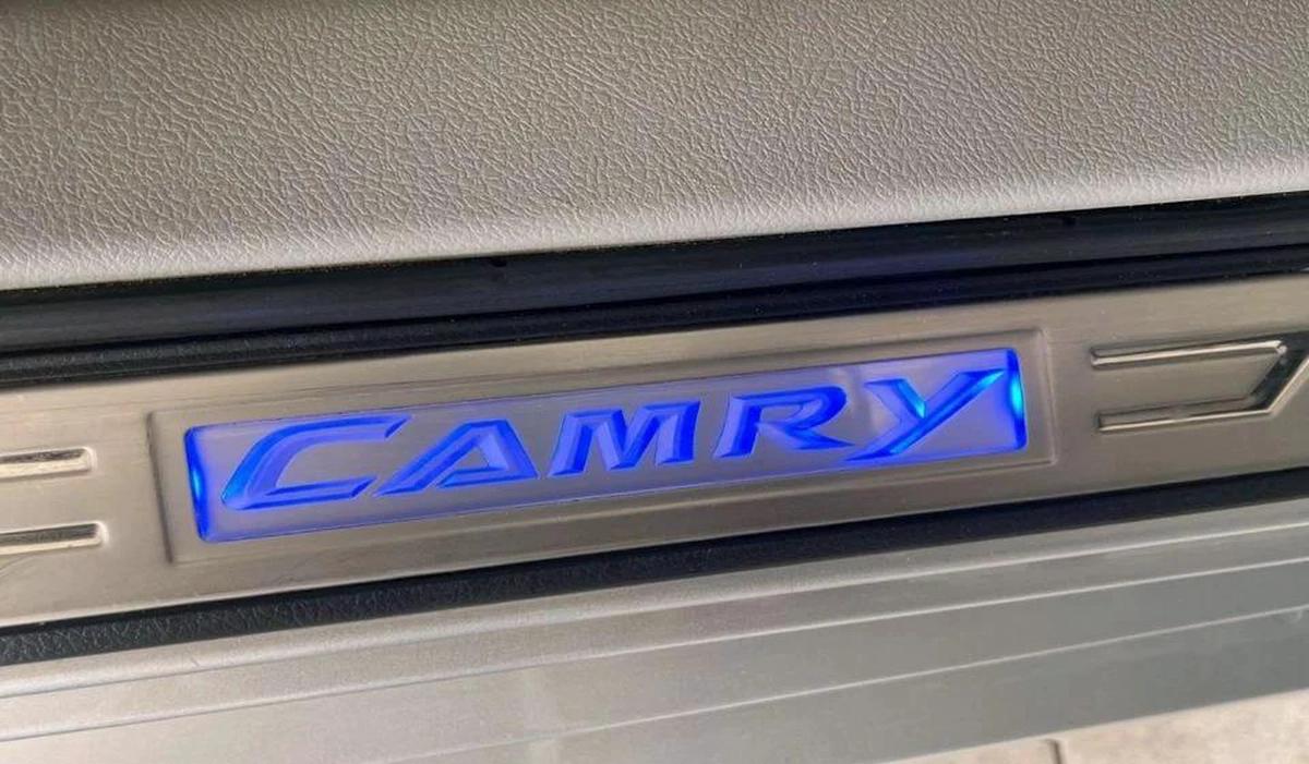 Toyota Camry SE 2.5L-4CYL EXCELLENT CONDITION LOW KILOMETER DRIVEN-9-9