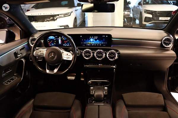 Mercedes-Benz A-Class 220 2022