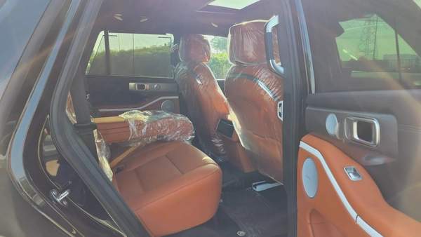 GWM TANK 700 Hi4T (Black Orange)