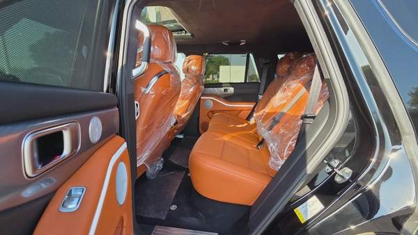 GWM TANK 700 Hi4T (Black Orange)