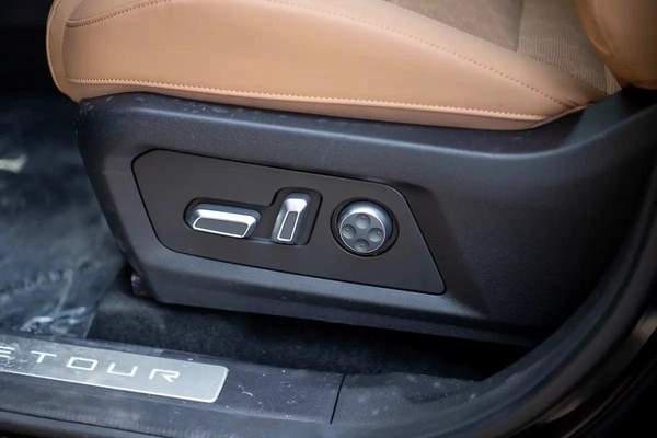 JETOUR T2 | 2.0L 8 Gear | Full Option | EXPORT ONLY |