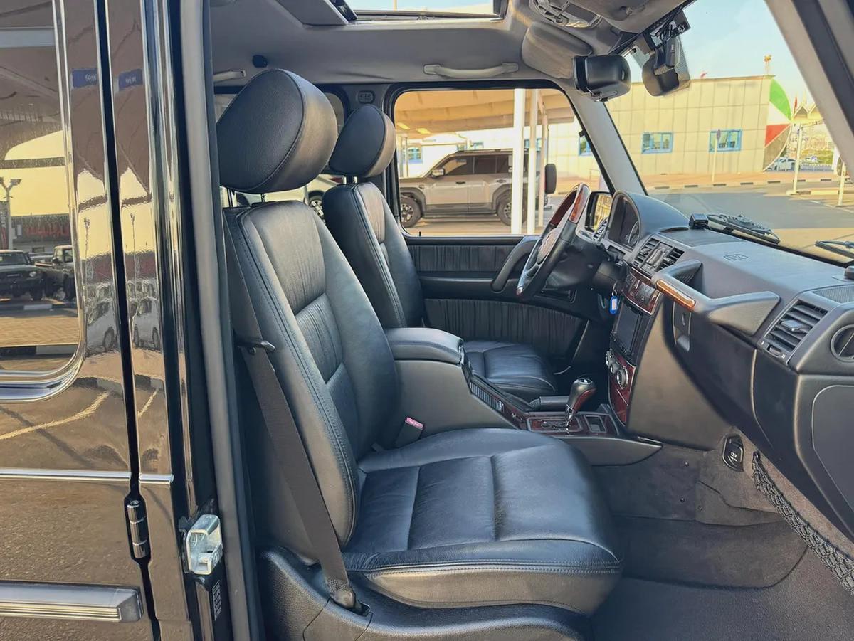 Mercedes Benz G550 Edition 30 - 2009 106,000km - 4 Auction Grade - Japan Import - Clean Title-11-11