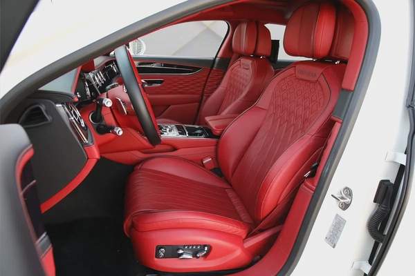 BENTLEY FLYING SPUR W12 FIRST EDITION - 2020 - GCC - FULLY LOADED - AMAZING CONDITION