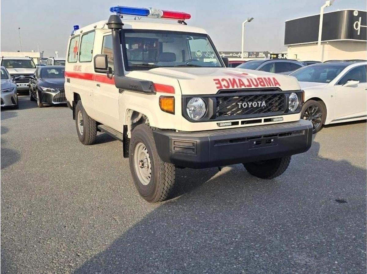 Toyota Land Cruiser 70 Toyota Land Cruiser LC78 Hardtop Ambulance 4.2L diesel V6 2024-0-0