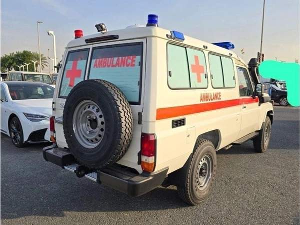 Toyota Land Cruiser 70 Toyota Land Cruiser LC78 Hardtop Ambulance 4.2L diesel V6 2024