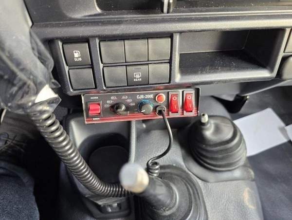 Toyota Land Cruiser 70 Toyota Land Cruiser LC78 Hardtop Ambulance 4.2L diesel V6 2024