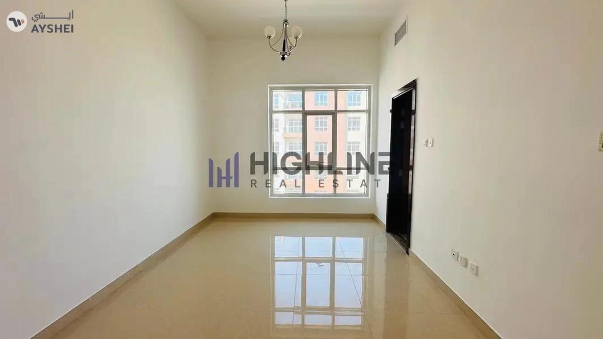 Bright & Spacious | Semi Close Kitchen | Good Price-1-1