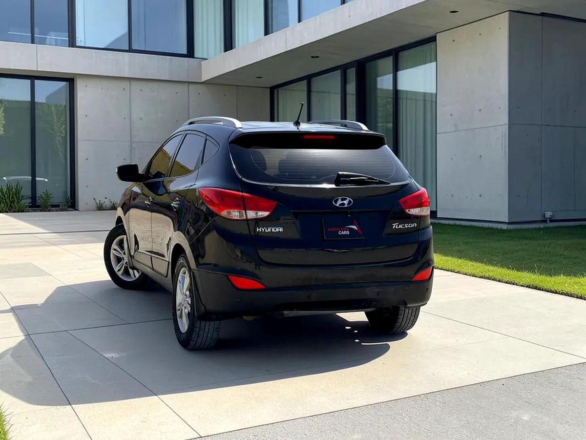 HYUNDAI TUCSON 2.0L FWD A/T | 2014 | GCC SPECS-5-5