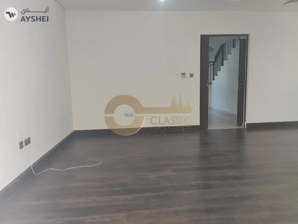 3 Bed plus Maids | Closed Kitchen | R2EE-15-15