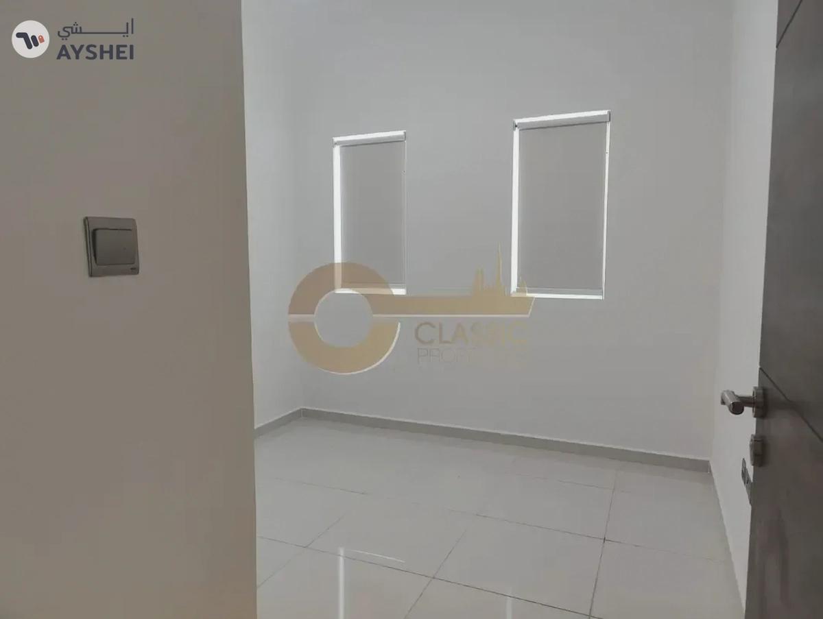 3 Bed plus Maids | Closed Kitchen | R2EE-16-16