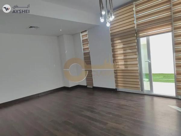 3 Bed plus Maids | Closed Kitchen | R2EE