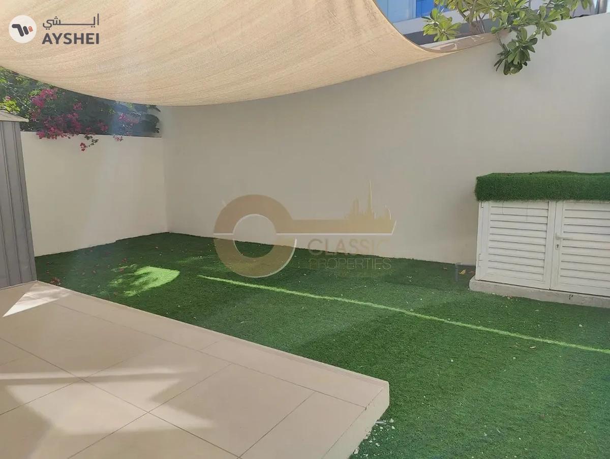 3 Bed plus Maids | Closed Kitchen | R2EE-5-5