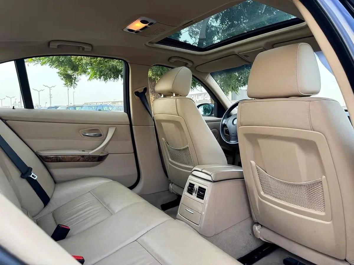 BMW 323i | 2006 | BEIGE INTERIOR | JAPAN IMPORT | CLEAN TITLE |-12-12