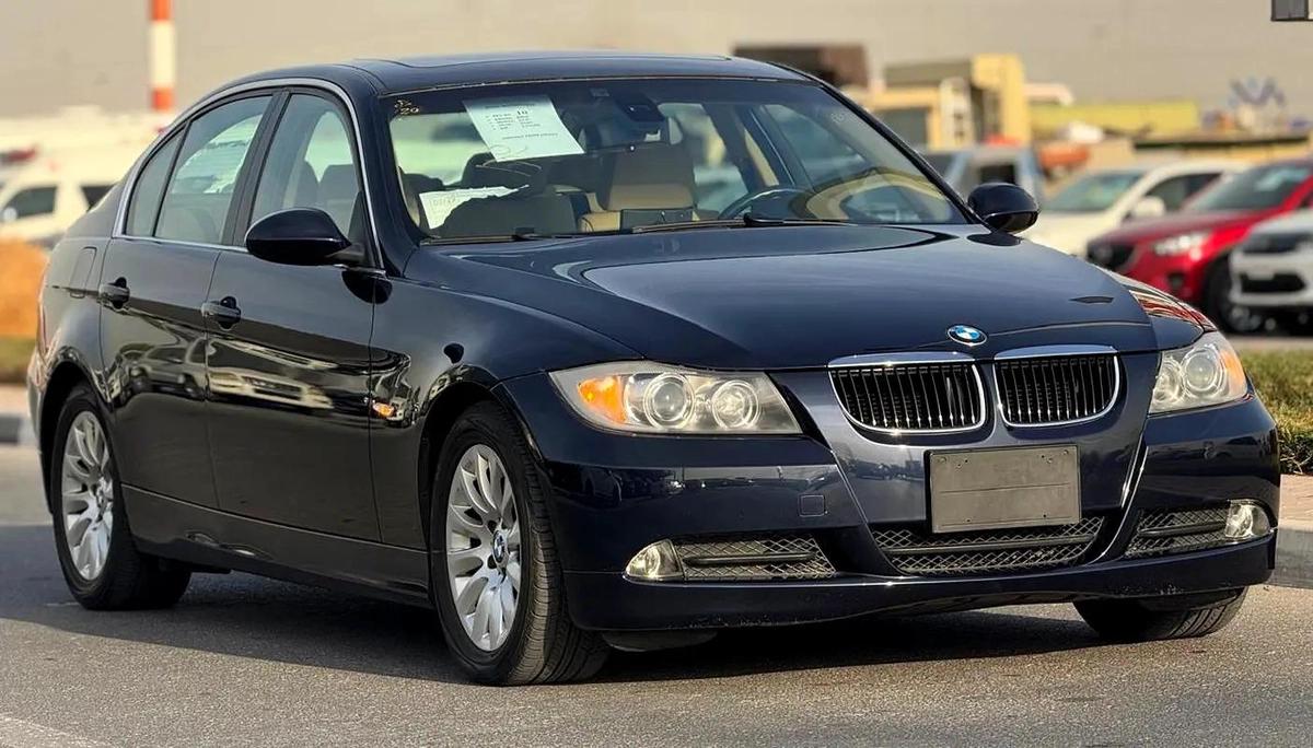 BMW 323i | 2006 | BEIGE INTERIOR | JAPAN IMPORT | CLEAN TITLE |-6-6