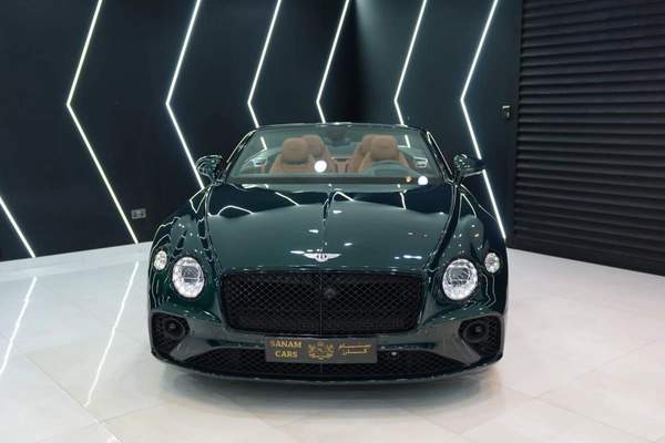 Bentley Continental GTC V8 2022