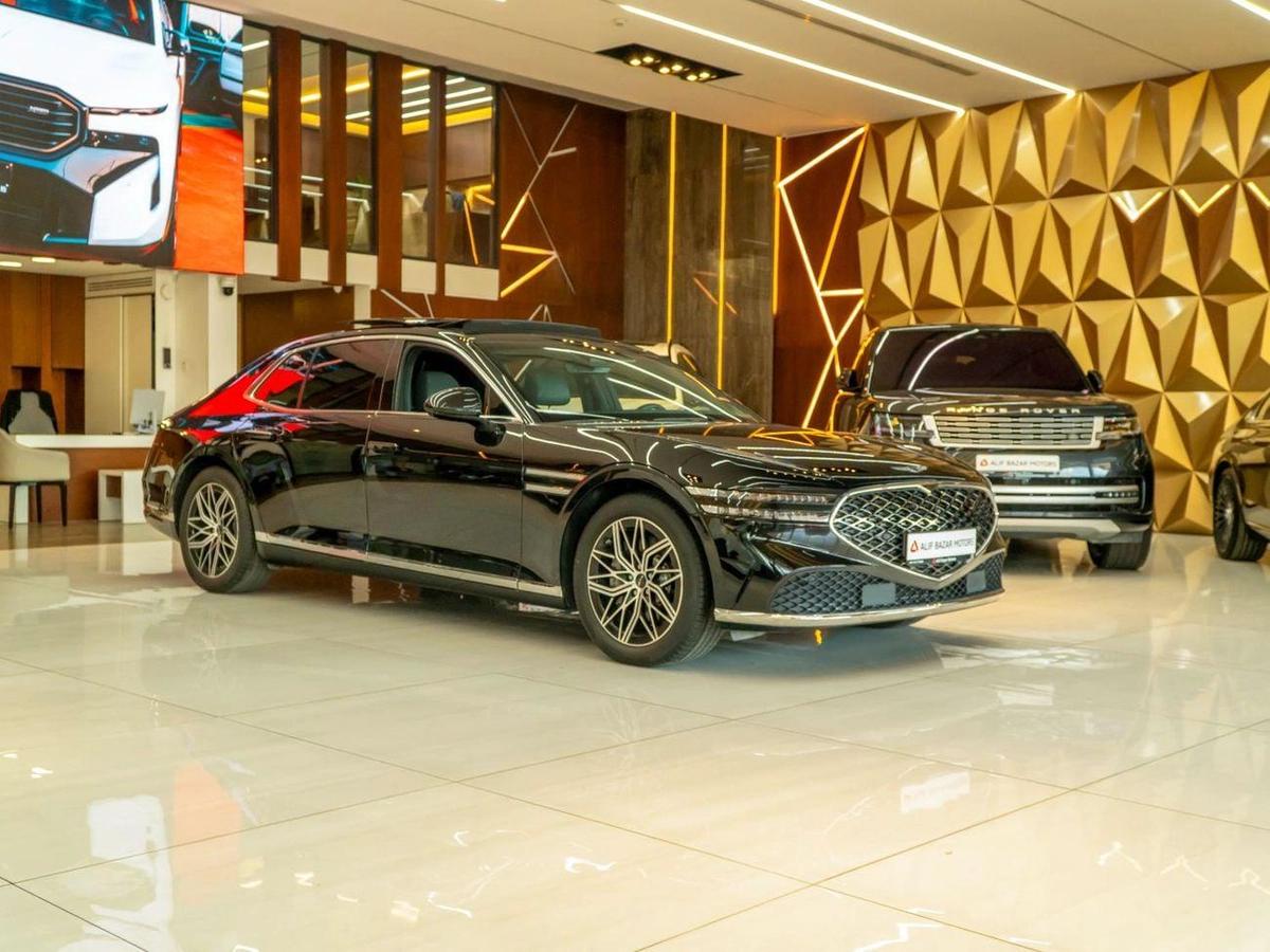 Genesis G90 G90 ROYAL 4WD 3.5L T-2-2