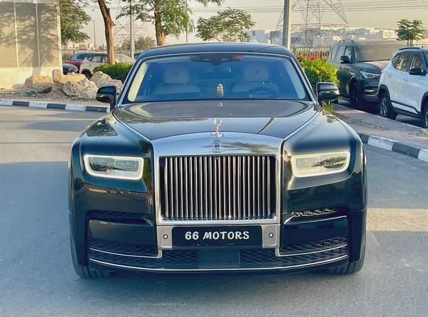 2019 Rolls Royce Extended Wheel Base GCC Specifications