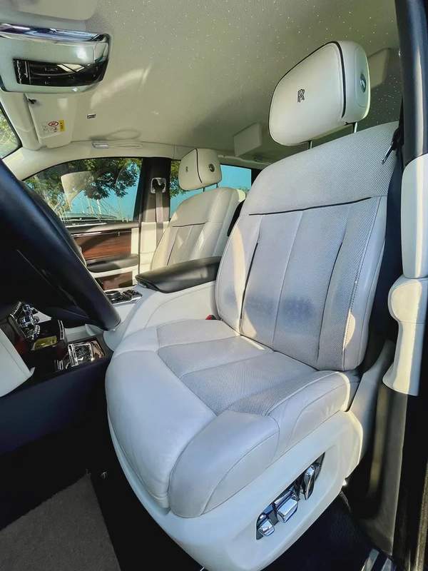 2019 Rolls Royce Extended Wheel Base GCC Specifications