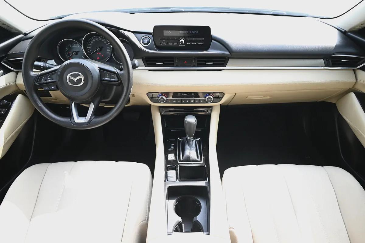 EMI 910 AED - MAZDA 6 V GRADE 2023 - LOW MILEAGE - GCC-9-9