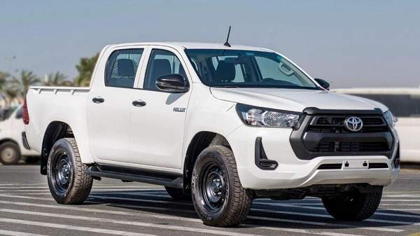 Toyota Hilux TOYOTA HILUX MID OPTION 2.4L DIESEL 2025 FOR EXPORT ONLY