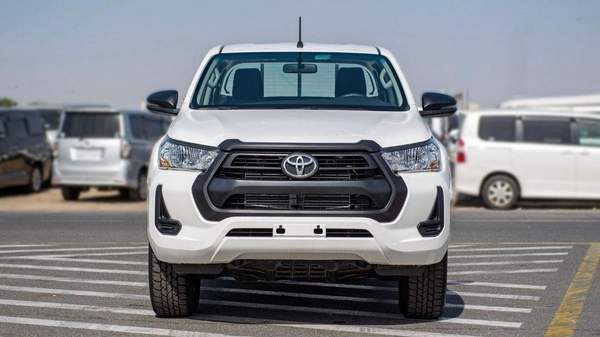 Toyota Hilux TOYOTA HILUX MID OPTION 2.4L DIESEL 2025 FOR EXPORT ONLY