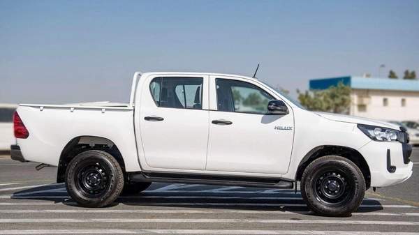 Toyota Hilux TOYOTA HILUX MID OPTION 2.4L DIESEL 2025 FOR EXPORT ONLY
