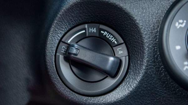 Toyota Hilux TOYOTA HILUX MID OPTION 2.4L DIESEL 2025 FOR EXPORT ONLY