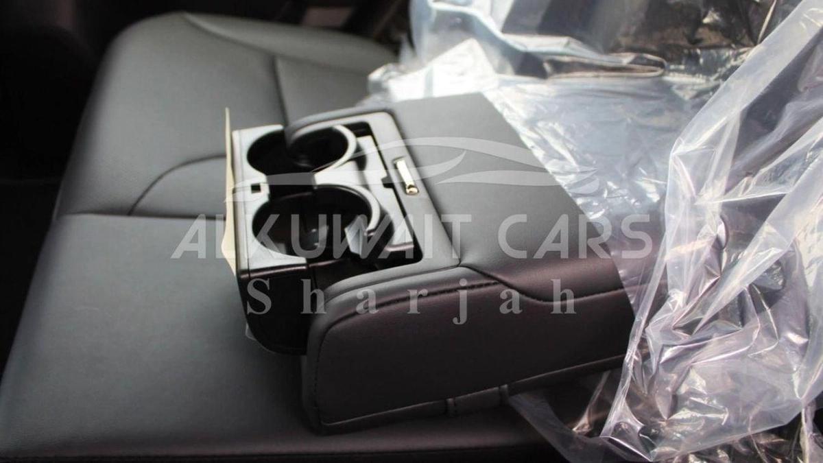 Toyota Land Cruiser LC300 GXR 4.0P AT MY2025 – BLACK-7-7