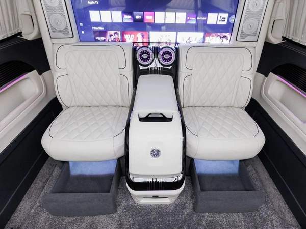 New Mercedes-Benz V 300 2025