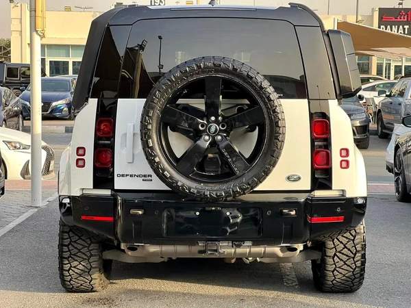 LAND ROVER DEFENDER 110 X-DYNAMIC HSE Model 2022 7 seaters