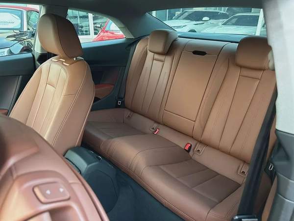 (2020) AUDI A5 //S-LINE// GCC FULL OPTION -ORIGINAL PAINT-