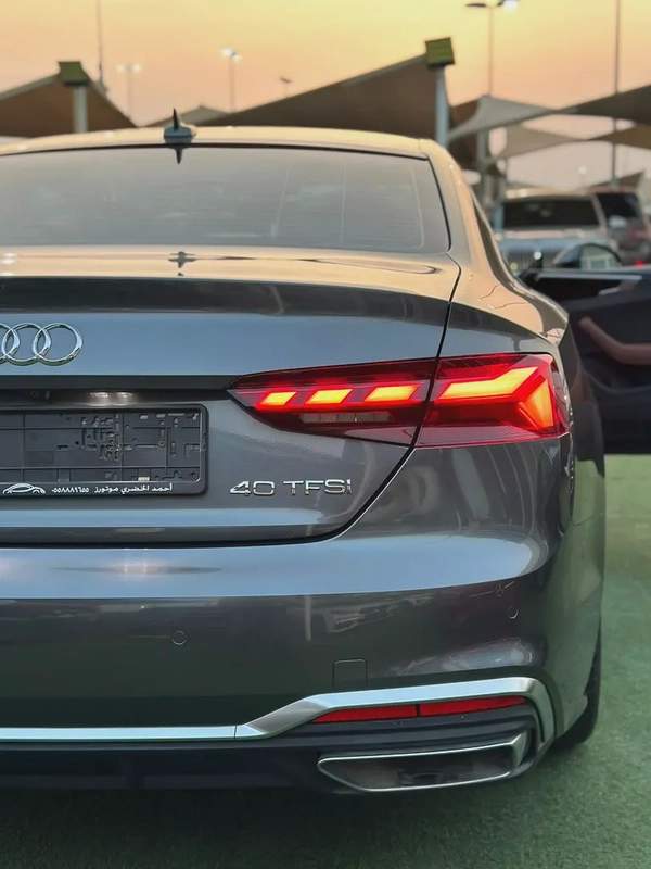 (2020) AUDI A5 //S-LINE// GCC FULL OPTION -ORIGINAL PAINT-