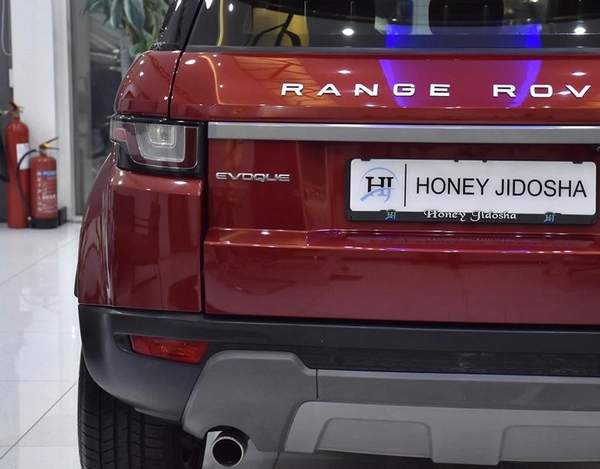 Land Rover Range Rover Evoque ( 2016 Model ) in Red Color GCC Specs